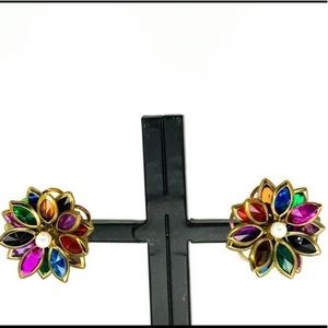 CLEARANCE Colorful Gold Tone Clip On Earrings Flower Design 1 Small Center Pearl